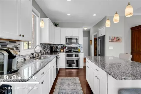 Kitchen - 1243 S River Pt, Saint Clair, MI 48079 photo 2 of 5