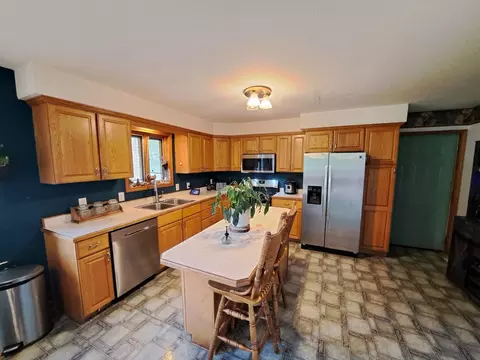 Kitchen - 401 Mill, Farwell, MI 48622 photo 2 of 2