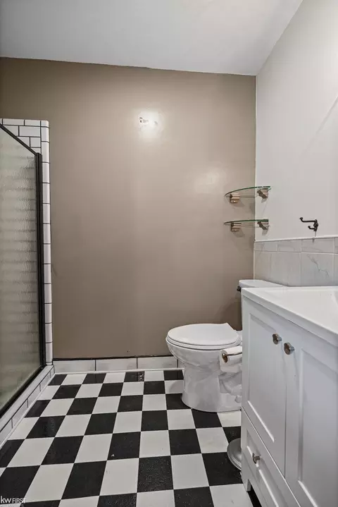 Bath - 5407 E Dodge, Mount Morris, MI 48458 photo 3 of 6