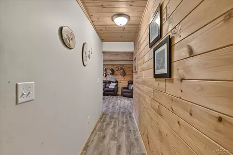 Entry Way - 11256 E Millbrook, Shepherd, MI 48883 photo 4 of 5