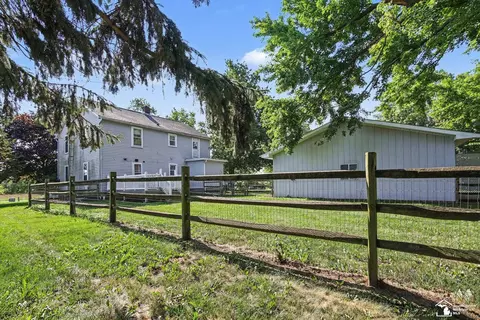 Exterior - 3015 Dennison, Dundee, MI 48131 photo 8 of 15