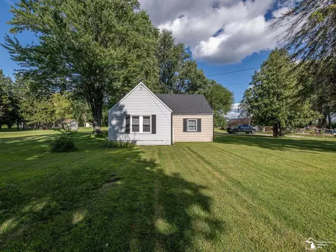12676 Wabash, Milan, MI 48160