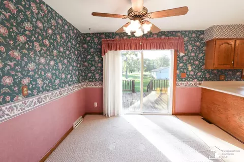 Dining - 211 Bates, Monroe, MI 48162 photo 1 of 2