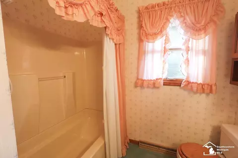 Bath - 211 Bates, Monroe, MI 48162 photo 2 of 2