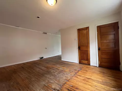 Living - 108 S 4th, L'anse, MI 49946 photo 5 of 7