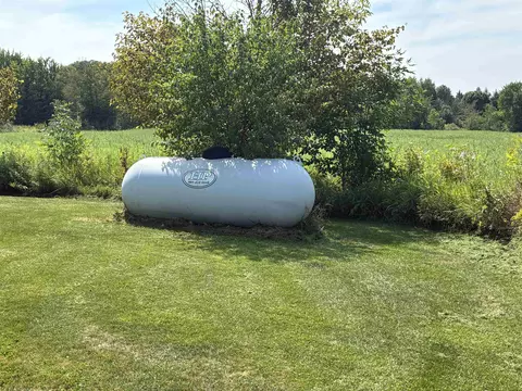 Exterior - 3600 Schmidt, Gladwin, MI 48624 photo 9 of 16