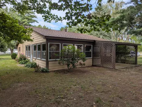 Exterior - 4407 N State, Davison, MI 48423 photo 4 of 8