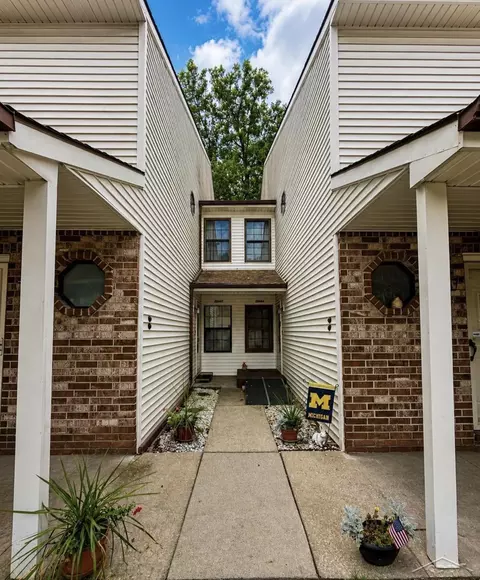 35845 Castlewood, Westland, MI 48185