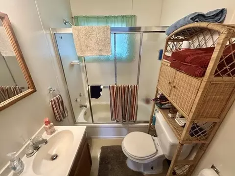 Bath - 645 Peace Hvn, Gladwin, MI 48624 photo 1 of 1