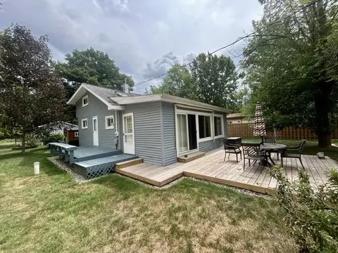 Exterior - 645 Peace Hvn, Gladwin, MI 48624 photo 3 of 13