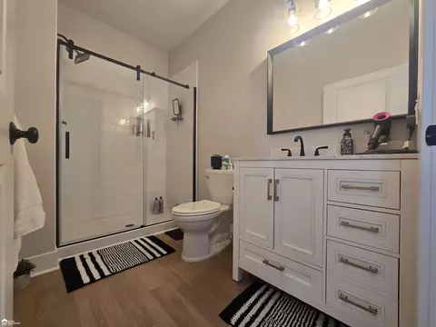 Bath - 615 Pineview, Belding, MI 48809 photo 1 of 2