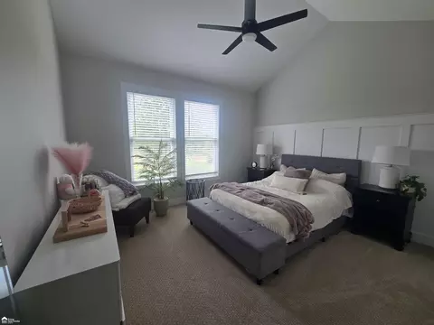 Bedroom - 615 Pineview, Belding, MI 48809 photo 2 of 8