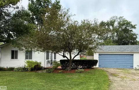 5378 Orchard, East China, MI 48054
