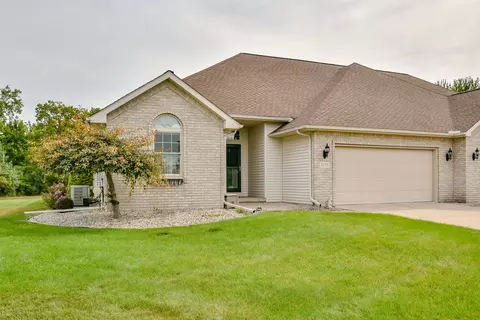 3135 Creekwood, Bay City, MI 48706