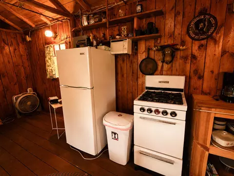 Kitchen - 204 206 208 Forest Mead, Harrison, MI 48625 photo 2 of 3