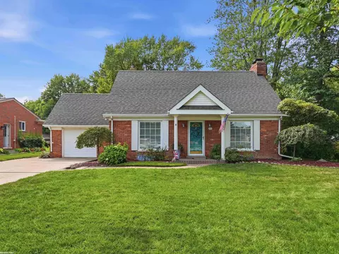 39775 Memory, Harrison Township, MI 48045