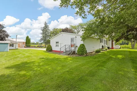 Exterior - 8720 Buckeye, Waldron, MI 49288 photo 3 of 9
