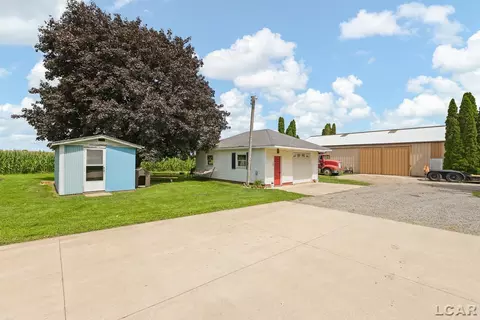 Exterior - 8720 Buckeye, Waldron, MI 49288 photo 5 of 9