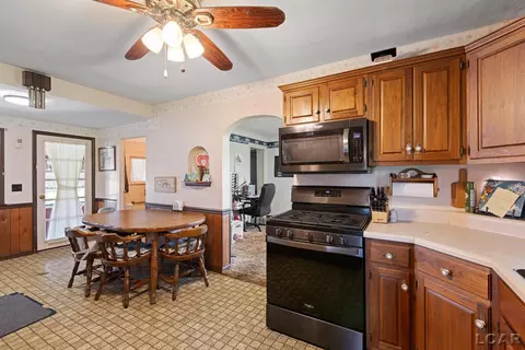 Kitchen - 8720 Buckeye, Waldron, MI 49288 photo 3 of 5
