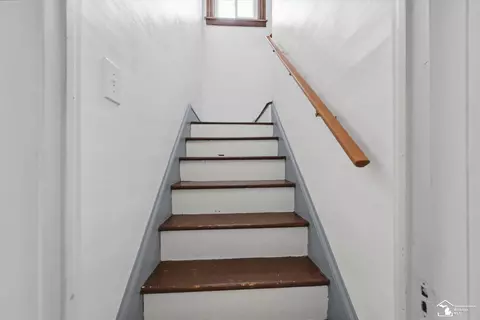 Entry Way - 1300 N Macomb St, Monroe, MI 48162 photo 1 of 1