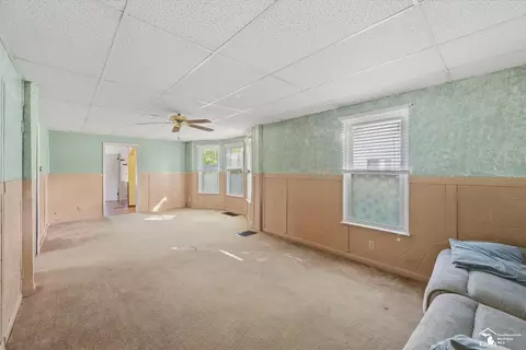Living - 1300 N Macomb St, Monroe, MI 48162 photo 1 of 2