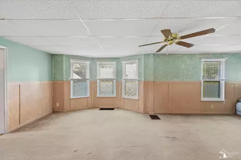 Living - 1300 N Macomb St, Monroe, MI 48162 photo 2 of 2
