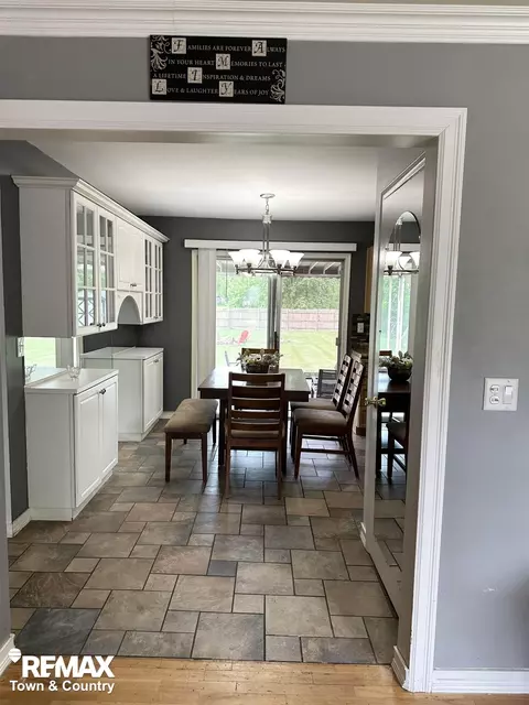 Dining - 5133 Merit, Flint, MI 48506 photo 1 of 1