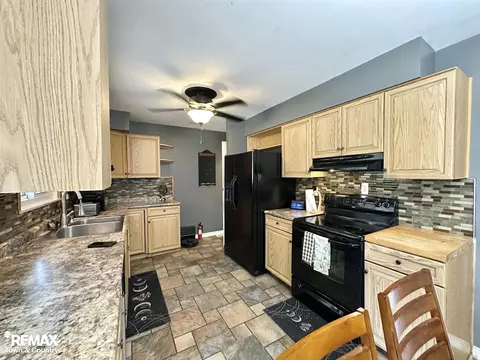 Kitchen - 5133 Merit, Flint, MI 48506 photo 4 of 6