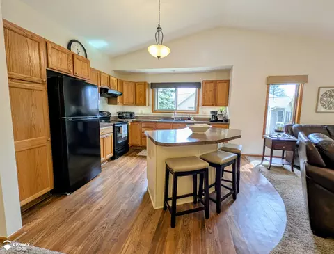 Kitchen - 9292 Monica, Davison, MI 48423 photo 3 of 4