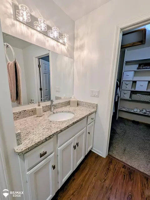 Bath - 9292 Monica, Davison, MI 48423 photo 3 of 4