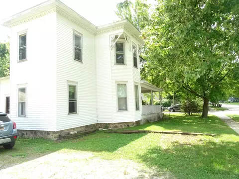 124 S Ottawa, Tecumseh, MI 49286