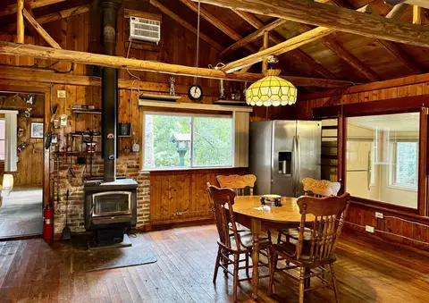 Dining - 9625 Doe, Harrison, MI 48625 photo 3 of 4