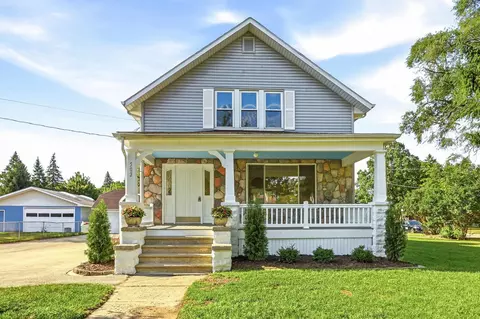 502 Borton, Essexville, MI 48732