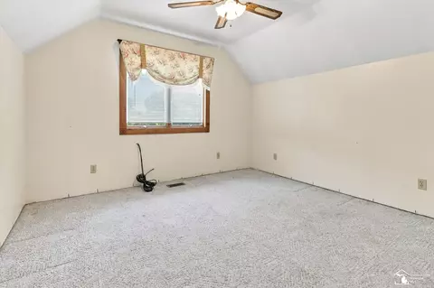 Bedroom - 2242 Carleton W, Carleton, MI 48117 photo 2 of 9