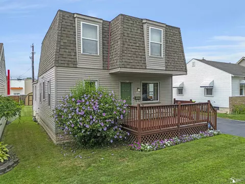 Exterior - 431 Bentley, Monroe, MI 48162 photo 2 of 10