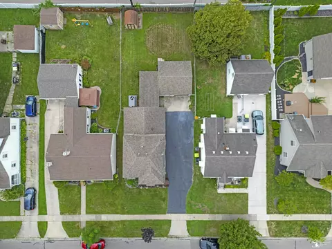 View/Area - 431 Bentley, Monroe, MI 48162 photo 1 of 3