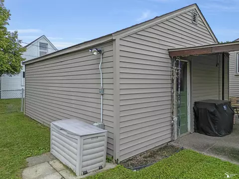 Other - 431 Bentley, Monroe, MI 48162 photo 9 of 11