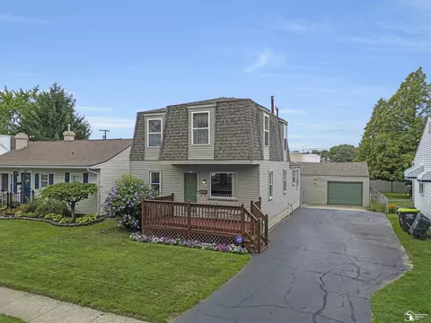 Exterior - 431 Bentley, Monroe, MI 48162 photo 3 of 10