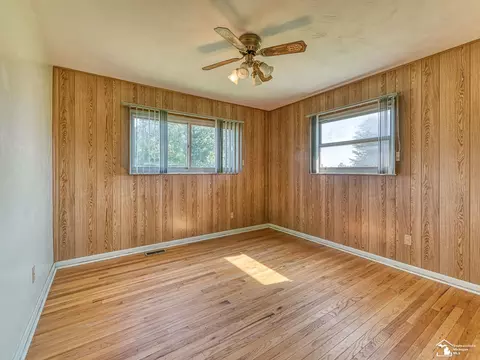 Bedroom - 12347 S Custer, Dundee, MI 48131 photo 3 of 6