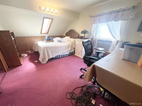 Bedroom - 4344 E Mapleridge 37th, Rock, MI 49880 photo 2 of 5