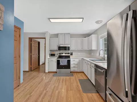 Kitchen - 533 White, Gladwin, MI 48624 photo 4 of 7
