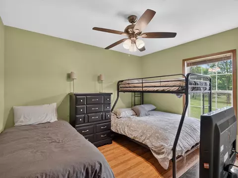 Bedroom - 533 White, Gladwin, MI 48624 photo 1 of 4
