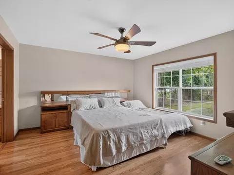 Bedroom - 533 White, Gladwin, MI 48624 photo 2 of 4