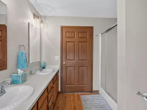 Bath - 533 White, Gladwin, MI 48624 photo 4 of 6
