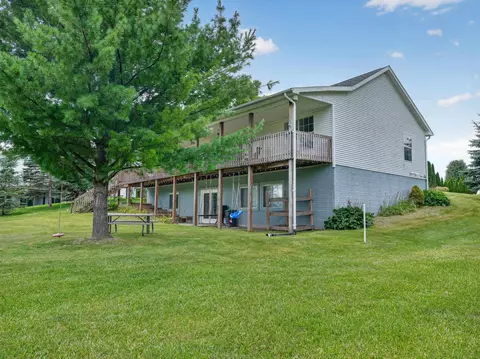 Exterior - 533 White, Gladwin, MI 48624 photo 3 of 21
