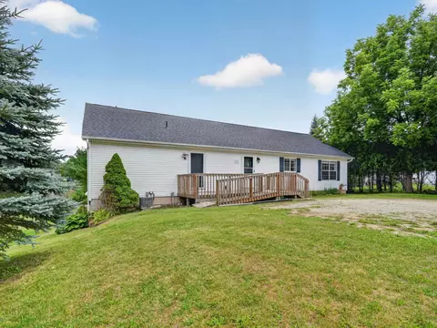 Exterior - 533 White, Gladwin, MI 48624 photo 14 of 21