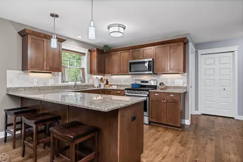 Kitchen - 64110 Campground, Washington, MI 48095 photo 3 of 7