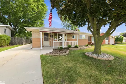 30648 Calahan, Roseville, MI 48066