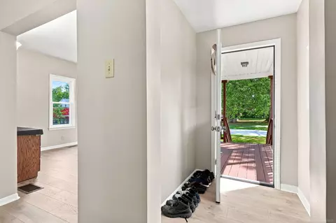 Entry Way - 103 N Neeper, Capac, MI 48014 photo 1 of 5