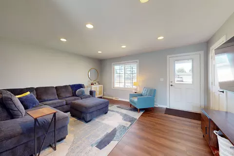 Living - 1735 Rosewood, Ishpeming, MI 49849 photo 4 of 4